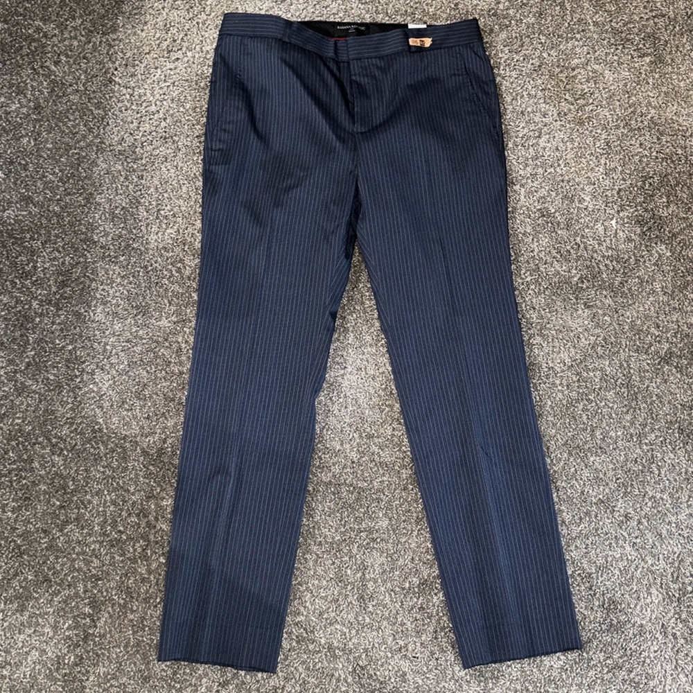 EUC Banana Republic Pinstripe ‘Reegan’ Slacks  - 8